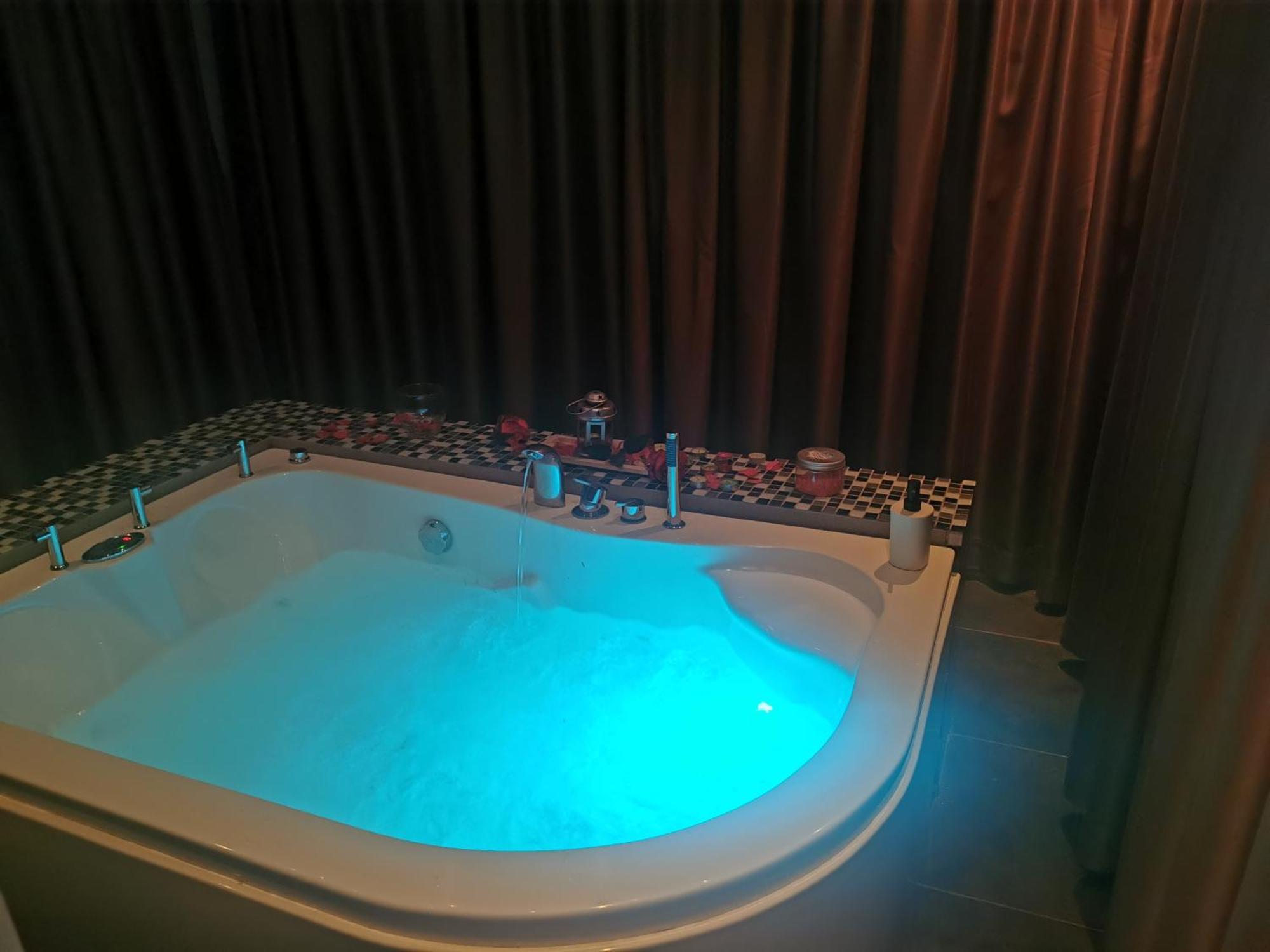 Intima Spa Apartmani Belgrád Szoba fotó