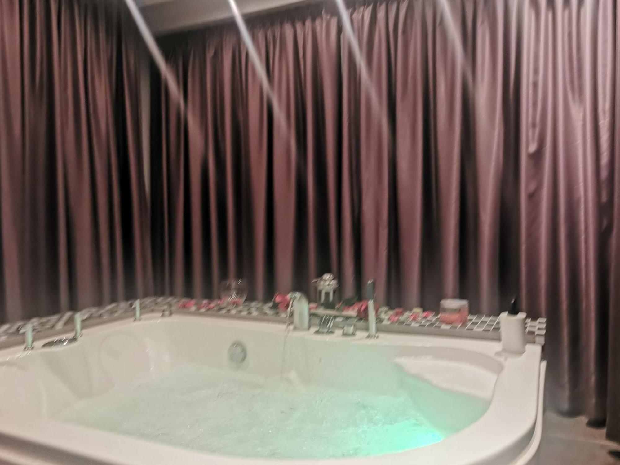 Intima Spa Apartmani Belgrád Szoba fotó
